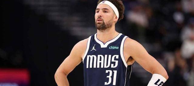 多(duō)才多(duō)艺，克莱·汤普森在潜水酒吧炫耀(yào)台球技