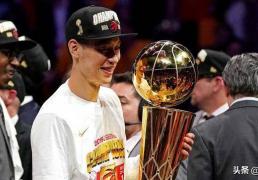 盘点：林(lín)书豪(háo)NBA生涯十大经典比赛