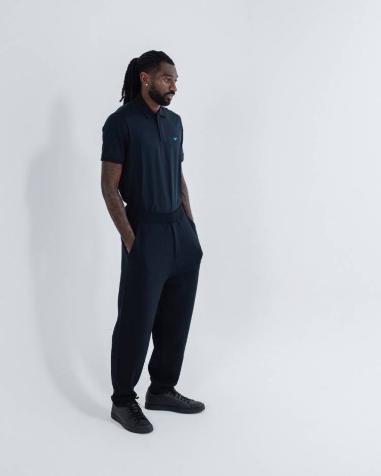 官方：阿玛尼成为那不勒斯正装合作伙伴(bàn)