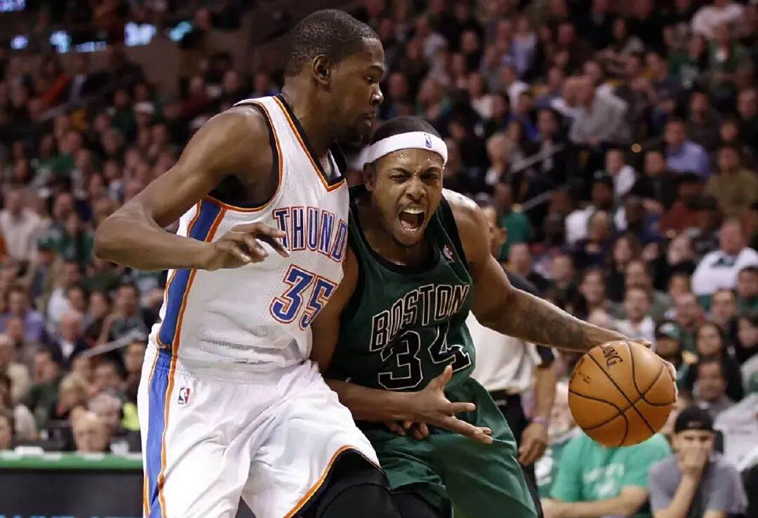 NBA走步(bù)统计数据公布:詹姆(mǔ)斯屈居历史第三