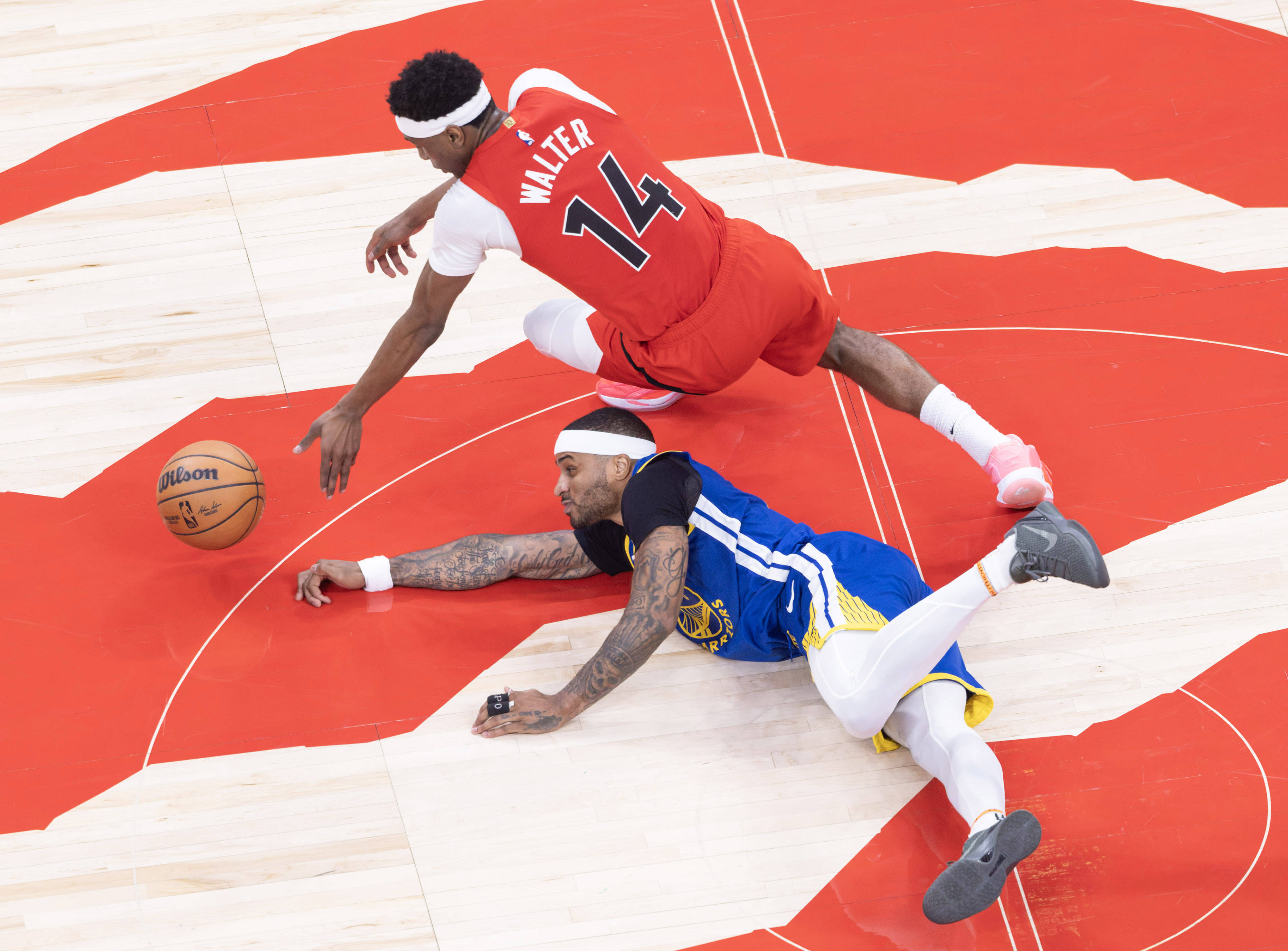 (体育)籃(lán)球——NBA常规赛:猛龙胜勇(yǒng)士