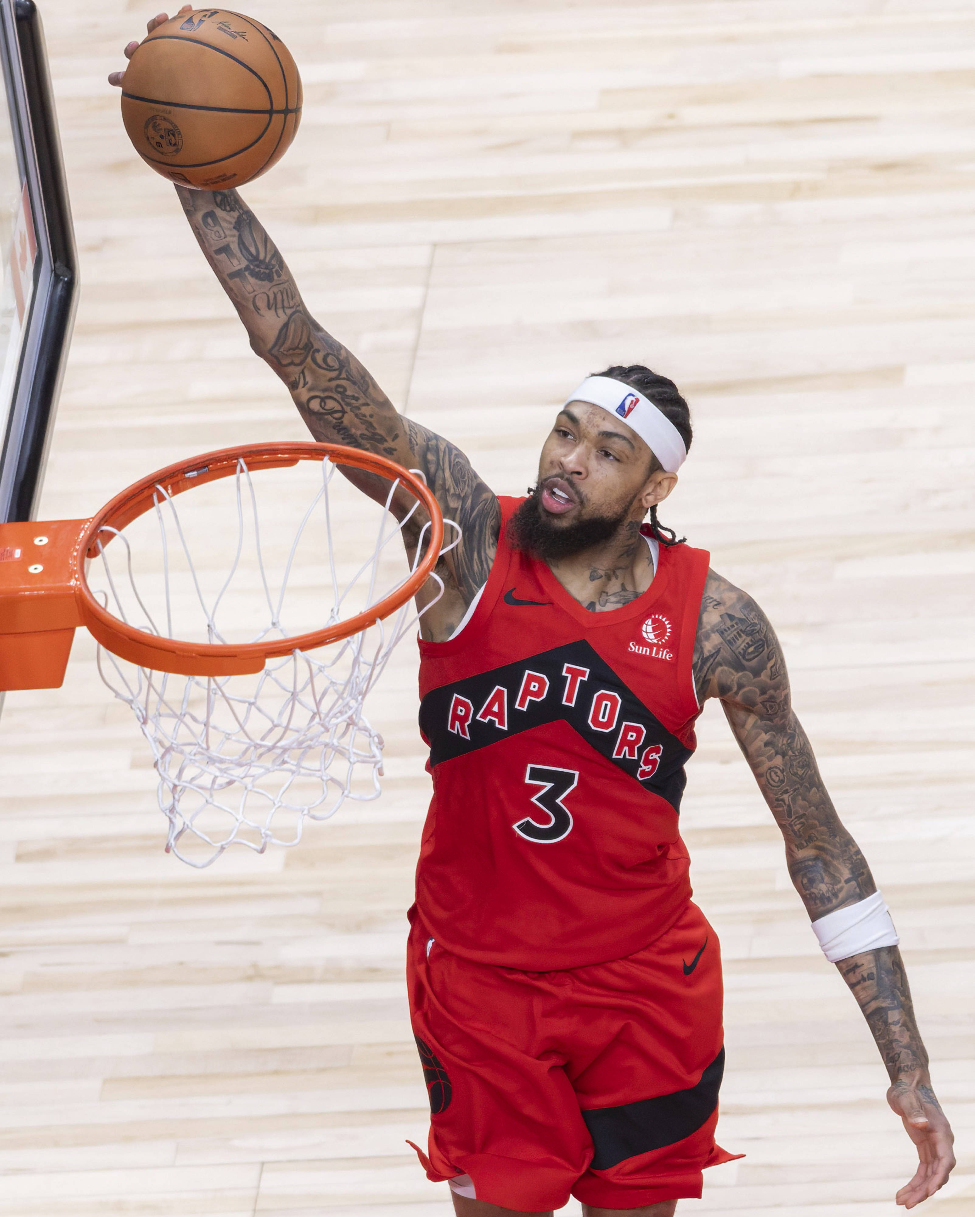 (体育)籃(lán)球——NBA常规赛:猛龙胜勇(yǒng)士